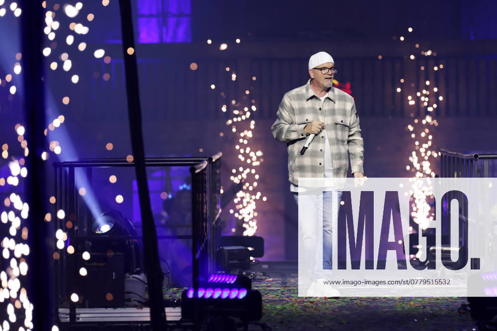 Popsänger DJ Ötzi bei dem Partyschlager-Event Mountain Mania (der größten Apres-Ski-Party seit Erfindung des Winters) in der Lanxess-Arena. Köln, 08.11.2024 NRW Deutschland