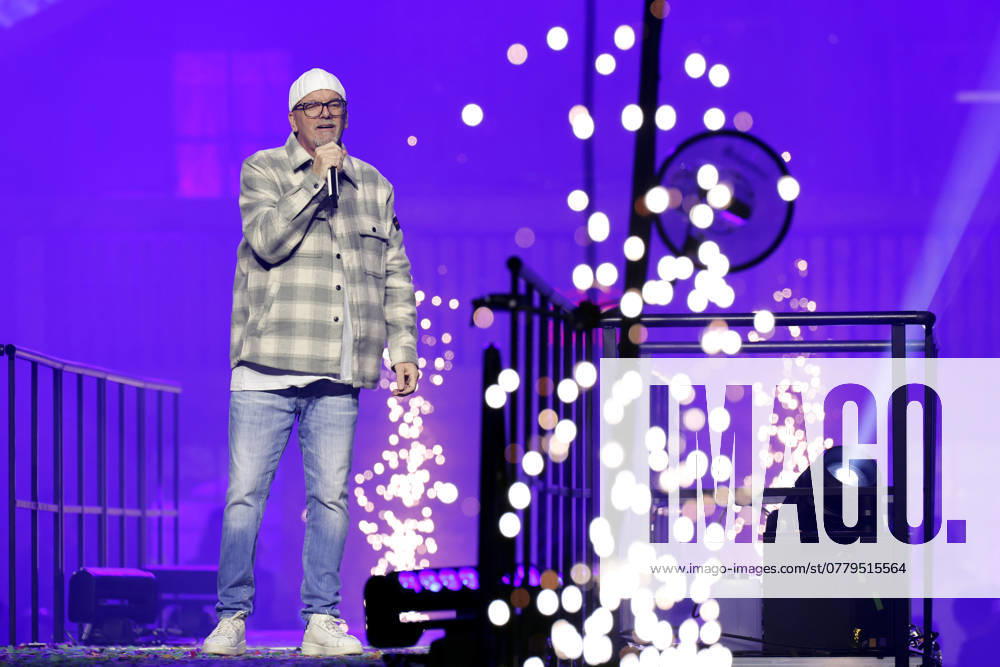 Popsänger DJ Ötzi bei dem Partyschlager-Event Mountain Mania (der größten Apres-Ski-Party seit Erfindung des Winters) in der Lanxess-Arena. Köln, 08.11.2024 NRW Deutschland