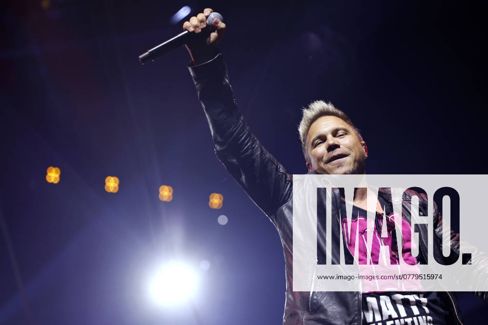 Musiker Matty Valentino bei dem Partyschlager-Event Mountain Mania (der größten Apres-Ski-Party seit Erfindung des Winters) in der Lanxess-Arena. Köln, 08.11.2024 NRW Deutschland
