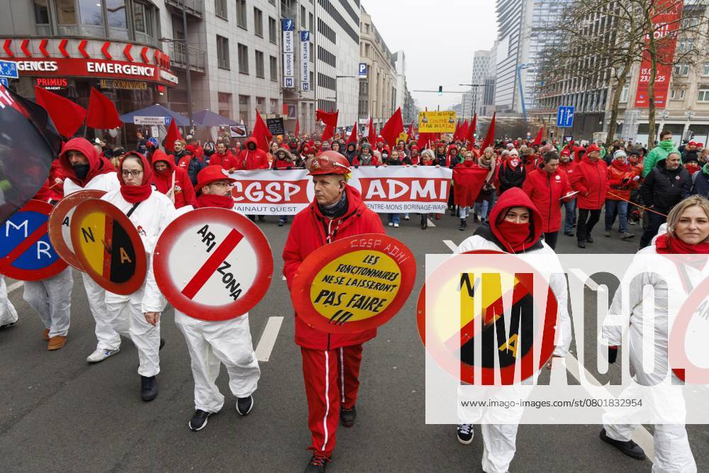 Protesters pictured during a national demonstration against the new government declaration, organized by the three national trade unions, Thursday 13 February 2025 in Brussels. NICOLASxMAETERLINCK 112369191