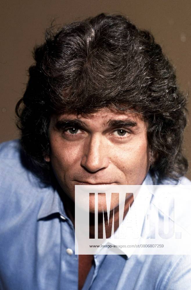 Michael Landon, 1981 ph: Gene Trindl TV Guide courtesy Everett CollectionPSDMILA EC009 PUBLICATIONXNOTxINxCANxCHNxFRAxITAxJPNxNORxPOLxRUSxESPxUKxUSA