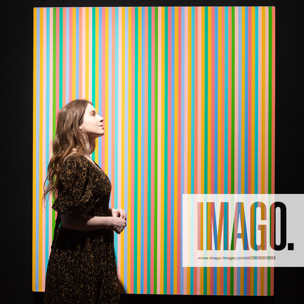 Bonhams 20th 21st Century Art Day Evening Sales Highlights Photocall - Bonhams, London A staff member views Myrrh by Bridget Riley (est £1.5m -£2.5m) which is to go on auction at Bonhams 20th 21st Century Art Day Evening Sales at Bonhams in London, England, UK on Monday 31 March, 2025., Credit:Justin Ng Avalon UK, England, London, Bonhams
