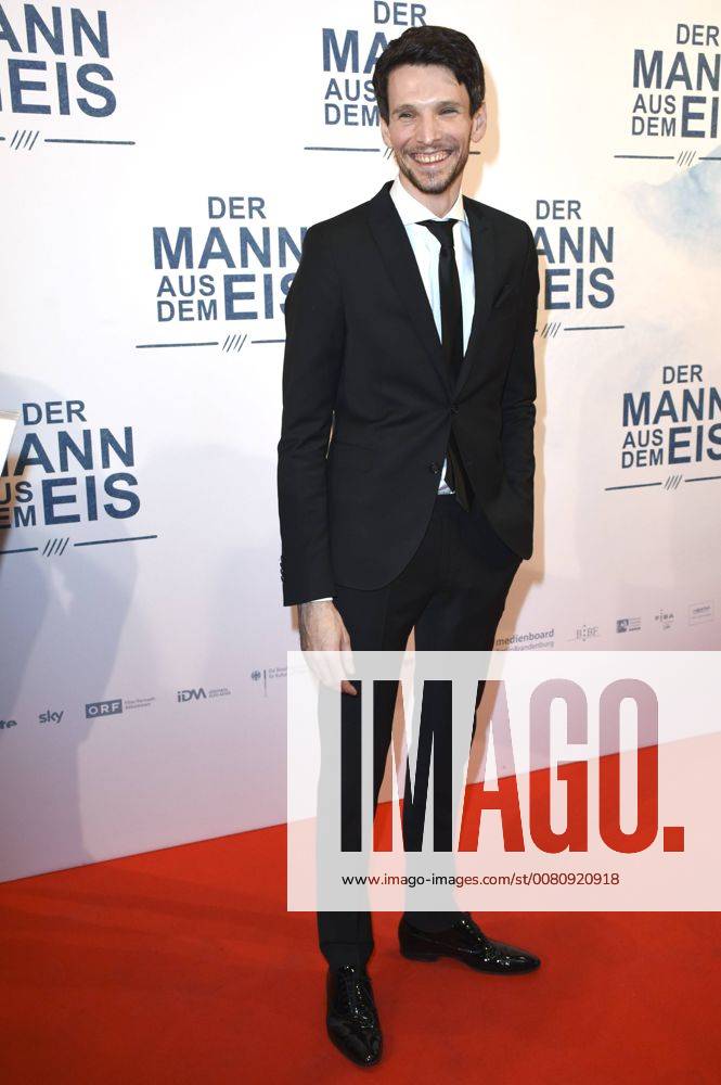 Sabin Tambrea bei der Premiere des Kinofilm Der Mann aus dem Eis im Cinemaxx. München
