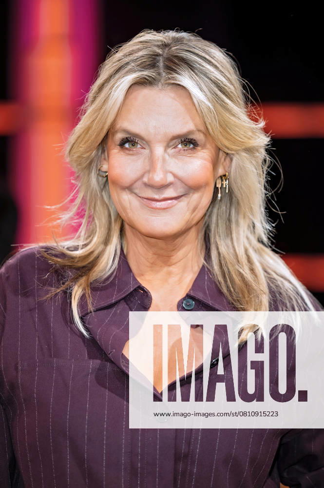 MDR - Riverboat. Moderatorin Kim Fisher anläßlich der Aufzeichnung der MDR - Talkshow Riverboat am 11.04.2025 in der Mediacity Leipzig. 20250411SFL0002