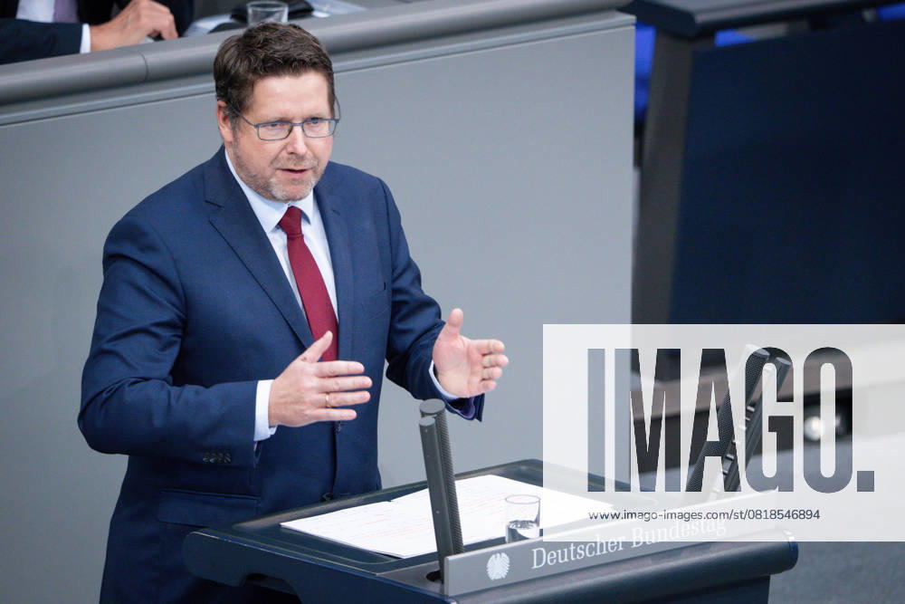 Deutscher Bundestag, 4. Plenarsitzung Stephan Stracke (CSU) im Portrait bei seiner Rede zum Tagesordnungspunkt Einsetzung von Ausschuessen bei der 4. Sitzung des Deutschen Bundestag in Berlin, 15.05.2025 Berlin Berlin Deutschland