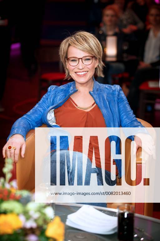 MDR - Riverboat. Moderatorin Andrea Ballschuh anläßlich der Aufzeichnung der MDR - Talkshow Riverboat am 23.02.2018 im Studio 3 der Mediacity Leipzig.