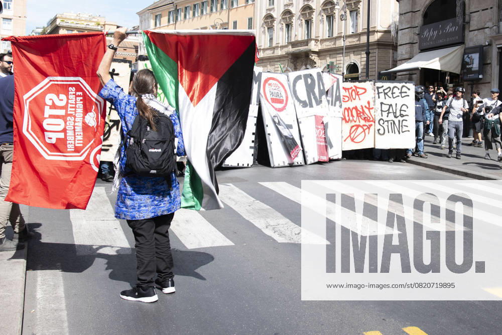Foto IPP Diego Nangano Cappello Roma 26-05-2025 Manifestazione Contro il DDL Sicurezza nella foto: manifestante con bandiera della palestina Italy Photo Press - World Copyright