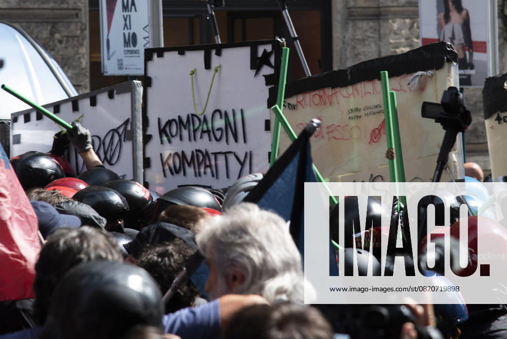 Foto IPP Diego Nangano Cappello Roma 26-05-2025 Manifestazione Contro il DDL Sicurezza nella foto: momento di tensione durante la manifestazione Italy Photo Press - World Copyright