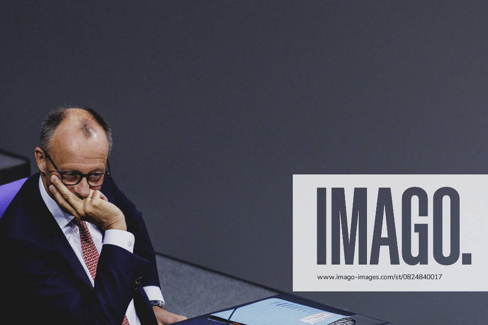 Friedrich Merz (CDU), Bundeskanzler, aufgenommen im Rahmen der Generaldebatte zum Haushalt 2025 im Deutschen Bundestag in Berlin, 09.07.2025. Berlin Deutschland