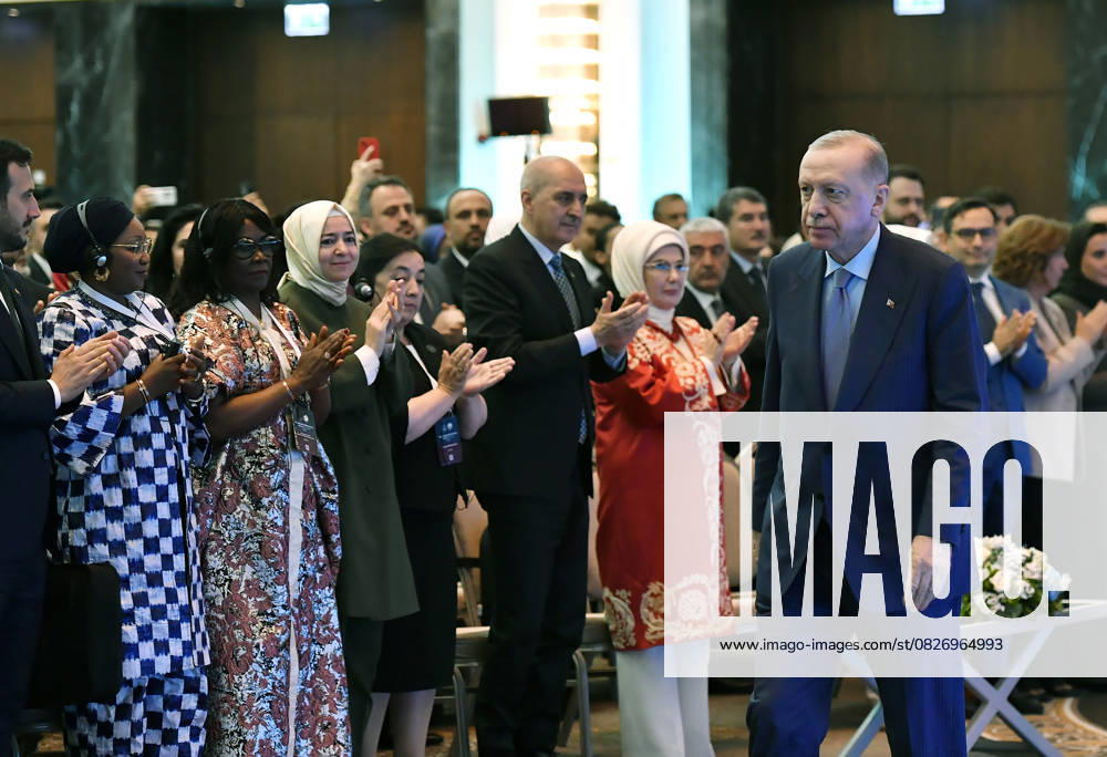 Turkish President Erdogan attends the International Family Forum??????? ISTANBUL, TURKIYE - MAY 23: (---- - MANDATORY CREDIT - TURKISH PRESIDENCY MUSTAFA OZTARTAN HANDOUT - NO MARKETING NO ADVERTISING CAMPAIGNS - DISTRIBUTED AS A SERVICE TO CLIENTS----) Turkish President Recep Tayyip Erdogan and his wife Emine Erdogan attend the International Family Forum in Istanbul, Turkiye on May 23, 2025. Turkish Parliament Speaker Numan Kurtulmus also attended the forum. Istanbul Turkey. Editorial use only. Please get in touch for any other usage.
