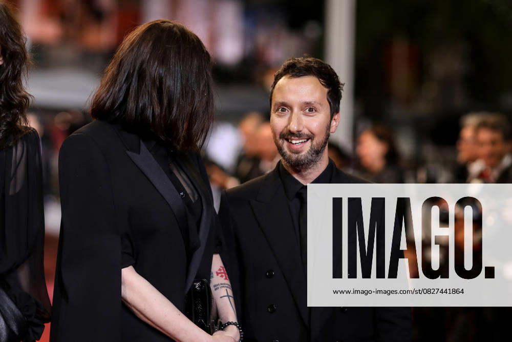 Béatrice Dalle, Anthony Vaccarello - Montée des marches du film Lux Aeterna lors du 72ème Festival International du Film de Cannes. Le 18 mai 2019 Jacovides-Moreau Bestimage Red carpet for the movie Lux Aeterna during the 72nd Cannes International Film festival. On may 18th 2019 Cannes France