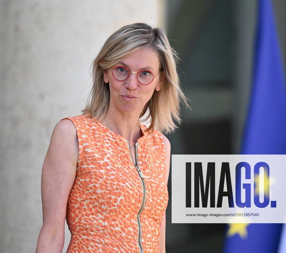French government weekly cabinet meeting PARIS, FRANCE - AUGUST 27: French Minister of Minister of Ecological Transition, Biodiversity, Forest, Sea and Fisheries Agnes Pannier-Runacher leaves following the weekly cabinet meeting at the Elysee Palace in Paris, France on August 27, 2025. Mustafa Yalcin Anadolu Paris France. Editorial use only. Please get in touch for any other usage.