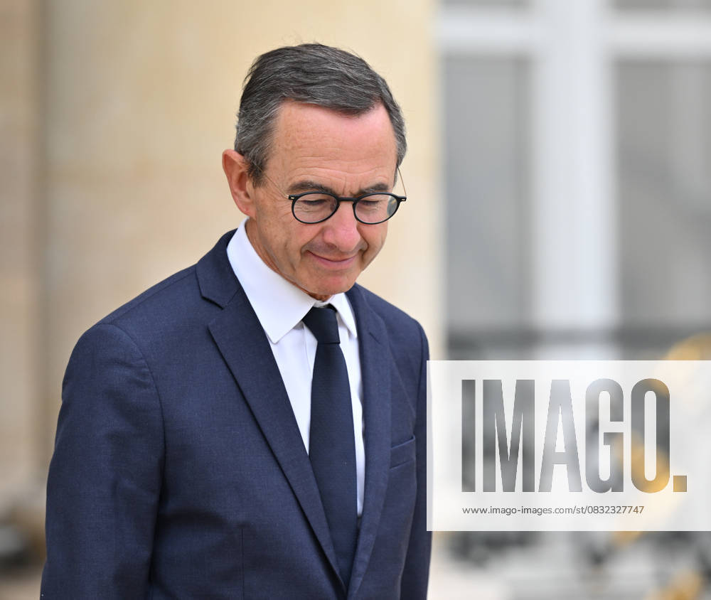 French government weekly cabinet meeting PARIS, FRANCE - SEPTEMBER 3: French Minister of the Interior Bruno Retailleau leaves following the weekly cabinet meeting at the Elysee Palace in Paris, France on September 3, 2025. Mustafa Yalcin Anadolu Paris France. Editorial use only. Please get in touch for any other usage.
