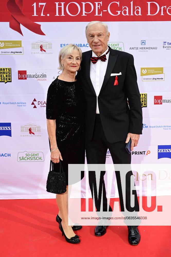 Eduard Geyer mit Ehefrau Angelika Geyer bei der 17. Hope Gala 2025 im Schauspielhaus. Dresden