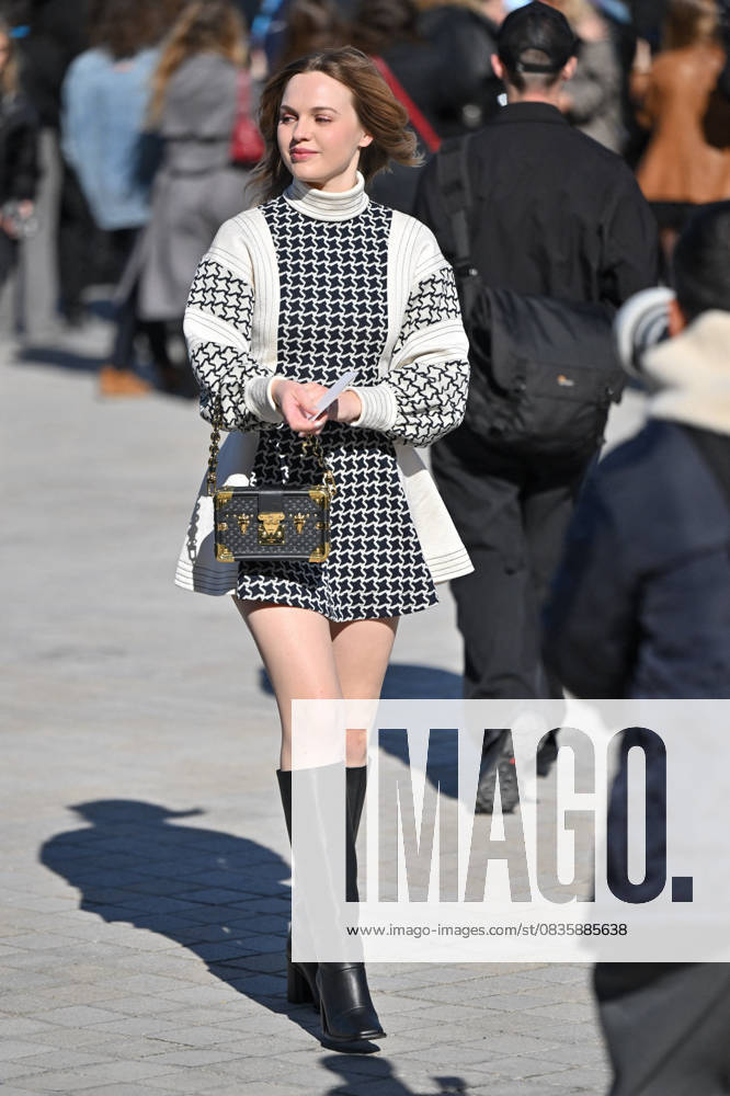 PFW Louis Vuitton Outside Arrivals Odessa Young arriving at Louis Vuitton Fashion Show during Paris Fashion Week in Paris, France on September 30, 2025. Photo by Julien Reynaud APS-Medias ABACAPRESS.COM Paris France