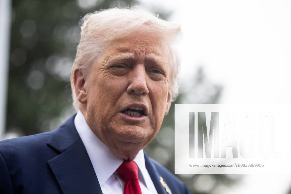 President Donald Trump speaks with reporters as he walks on the South Lawn of the White House on his way to board Marine One on Tuesday, September 30, 2025. He is on his way to Quantico to meet with military officers. WASP2025093002 FrancisxChung