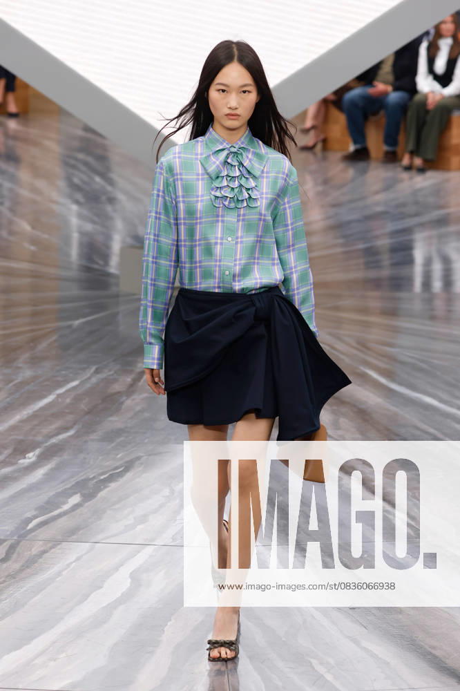 (251002) -- PARIS , Oct. 2, 2025 -- A model presents a creation from the ready-to-wear Spring Summer 2026 collections by French fashion house Christian Dior during the Paris Fashion Week in Paris, France, on Oct. 1, 2025. ( Handout via Xinhua) FRANCE-PARIS-FASHION WEEK-CHRISTIAN DIOR MeetEurope