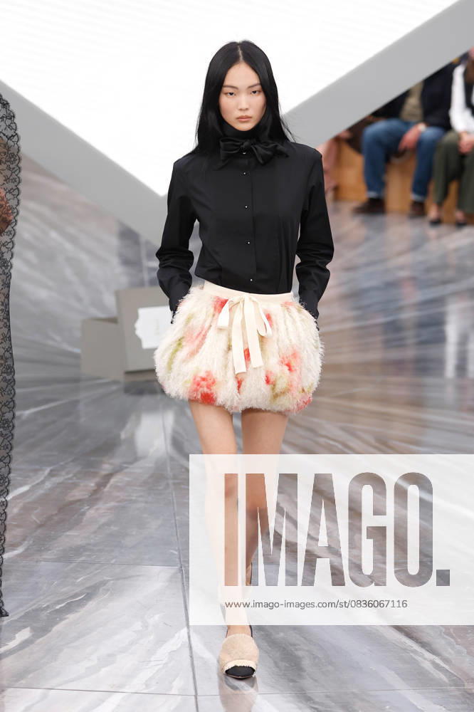 (251002) -- PARIS , Oct. 2, 2025 -- A model presents a creation from the ready-to-wear Spring Summer 2026 collections by French fashion house Christian Dior during the Paris Fashion Week in Paris, France, on Oct. 1, 2025. ( Handout via Xinhua) FRANCE-PARIS-FASHION WEEK-CHRISTIAN DIOR MeetEurope