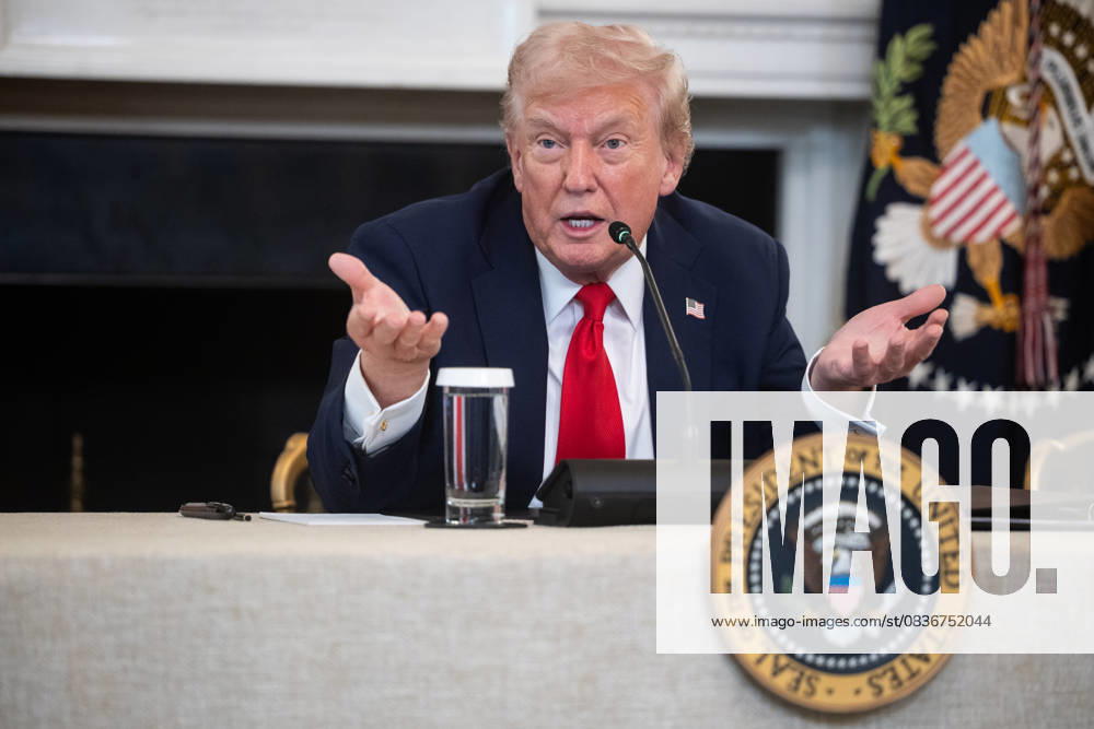 United States President Donald J Trump speaks during a roundtable on antifa in the State Dining Room of the White House in Washington, DC, USA, October 8, 2025 Credit Francis Chung Pool via CNP AdMedia 449494 2025 10 08 District of Columbia Washington