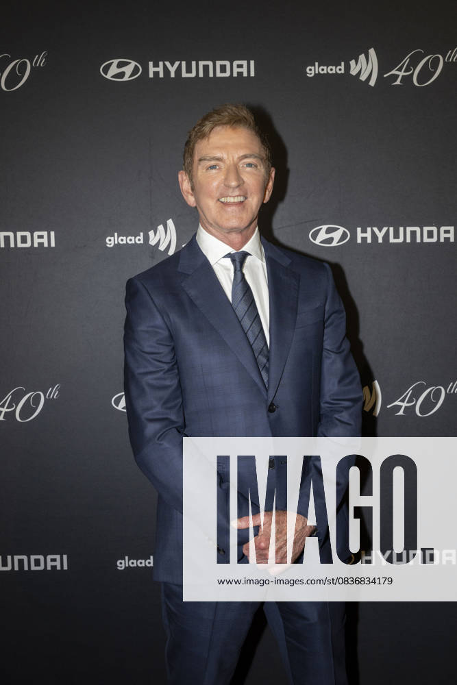 Michael Patrick King attends GLAAD s 40th Anniversary Gala at Cipriani 25 Broadway in New York City. New York United States - ZUMAs197 20251010_aaa_s197_580