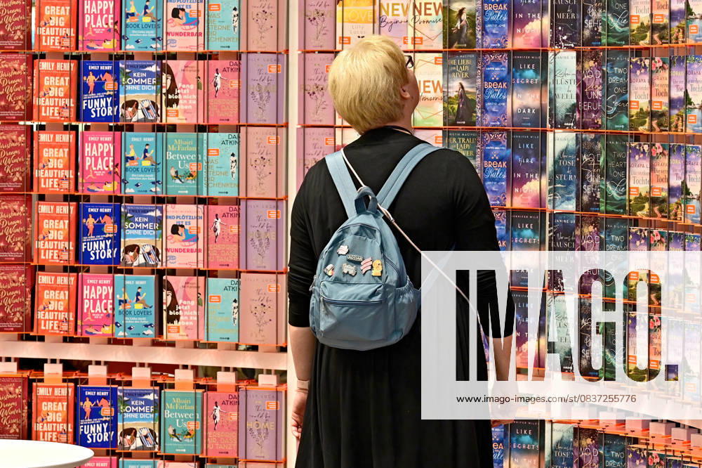 Frankfurter Buchmesse 2025. Besucher der Frankfurter Buchmesse am 15.10.2025. 20251015MWI090823