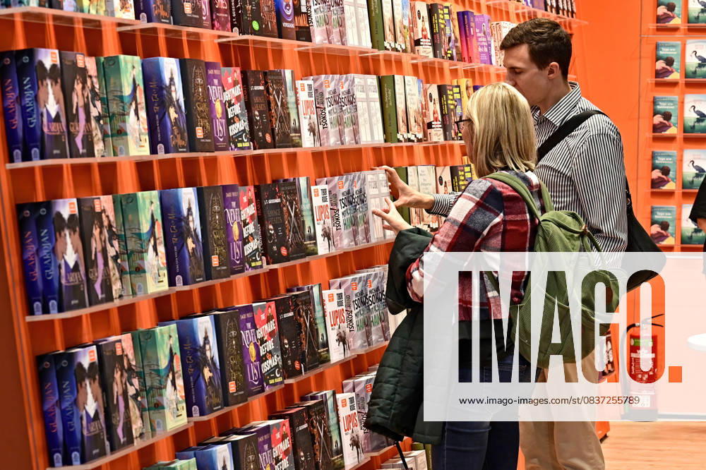Frankfurter Buchmesse 2025. Besucher der Frankfurter Buchmesse am 15.10.2025. 20251015MWI090826