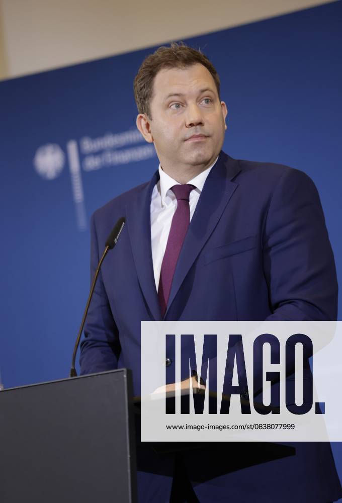 Lars Klingbeil Bundesminister der Finanzen, Deutschland, Berlin, BMF, Pressekonferenz BM Klingbeil, Thema: 169. Steuerschätzung