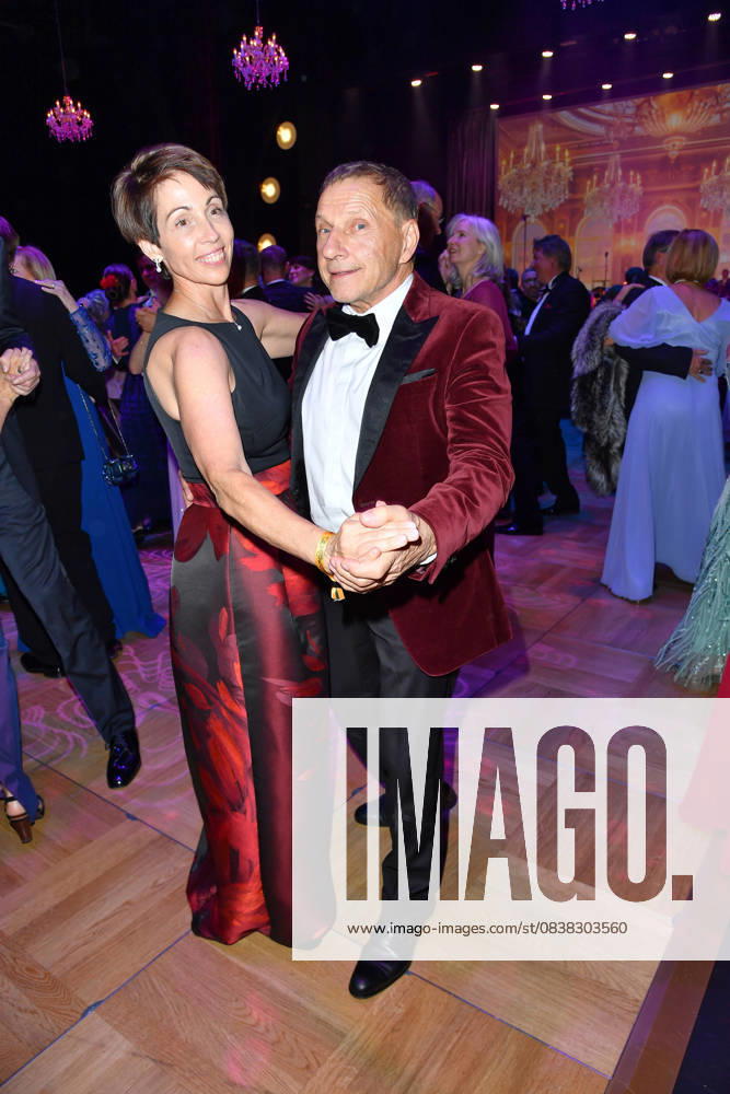 Richy Müller mit Ehefrau Christl Stumhofer beim 30. Leipziger Opernball unter dem Motto Â¡Bienvenidos, Andalucia! in der Oper Leipzig am 25.11.2025
