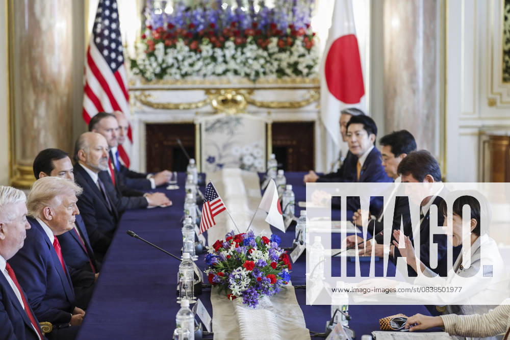 Japan s Prime Minister Sanae Takaichi (R) speaks during the Japan-US summit meeting with US President Donald Trump (L) at Akasaka Palace State Guest House in Tokyo, Japan, 28 October 2025. The US President is on a three-day visit aimed at reaffirming the Japan-US alliance. Tokyo Japan - ZUMAz114 20251028_zih_z114_024
