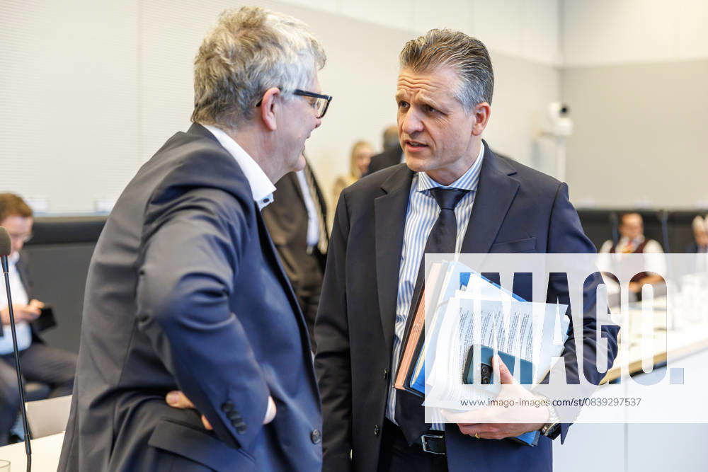 Fraktionssitzung CDU CSU Thorsten Frei (CDU), Kanzleramtsminister, bei einer Fraktionssitzung am 4.11.2025 in Berlin. Berlin Berlin Deutschland Bundestag