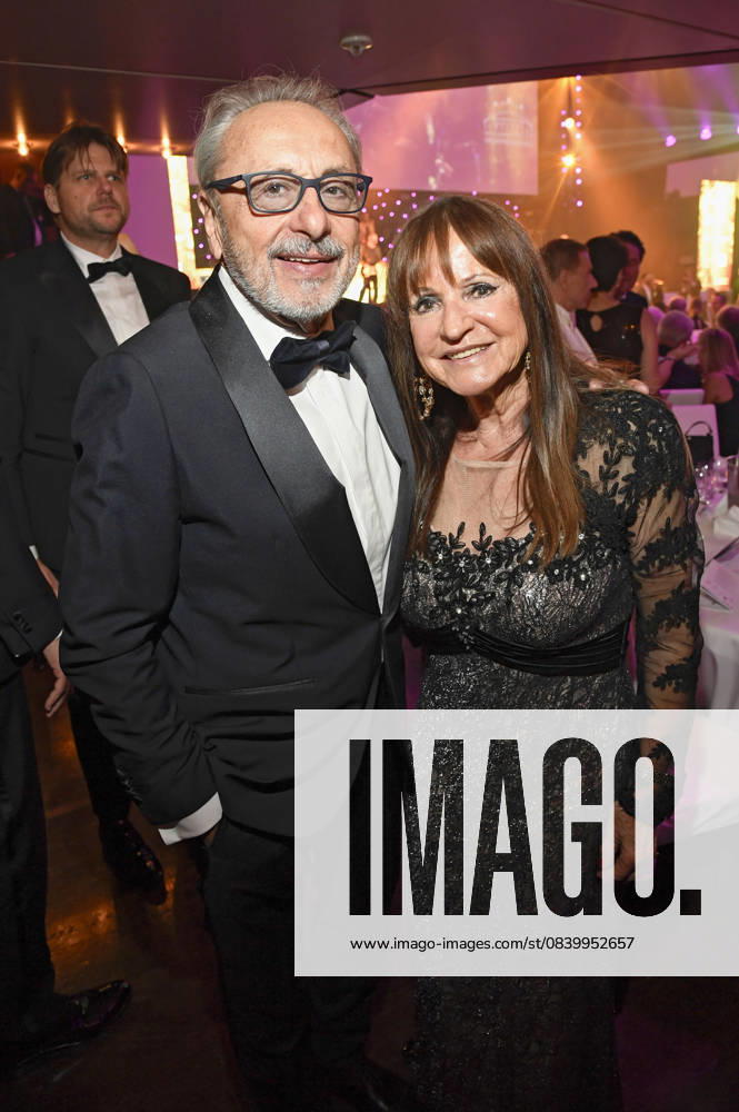 Wolfgang Stumph mit Ehefrau Christine Stumph beim 43. Deutschen SportpresseBall 2025 in der Alten Oper. Frankfurt