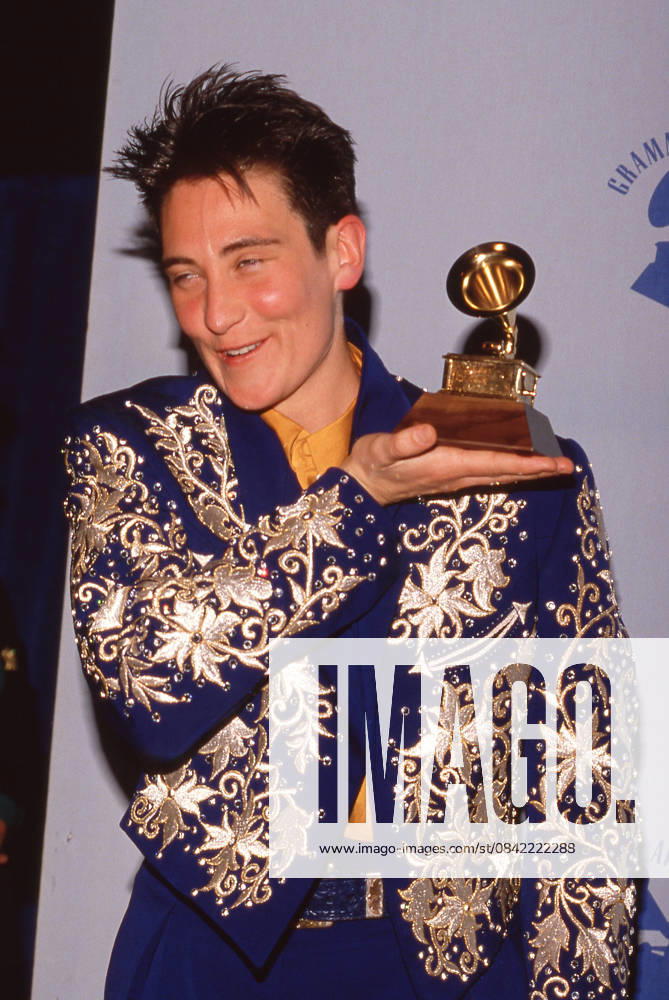 K.D. Lang attends the 31st Annual Grammy Awards on February 22, 1989 at Shrine Auditorium in Los Angeles, California