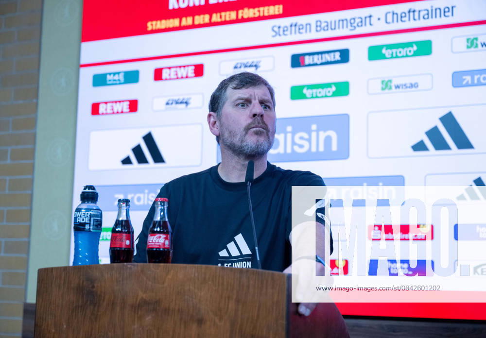 Fußball, Herren, Saison 2025 2026, 1. Bundesliga, 1. FC Union Berlin, Trainer Steffen Baumgart (1. FC Union Berlin), 11.12. 2025,