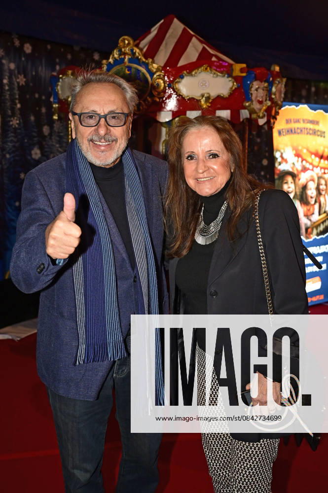 Wolfgang Stumph mit Ehefrau Christine Stumph bei der Premiere des 28. Dresdner Weihnachts-Circus an der Washingtonstraße. Dresden