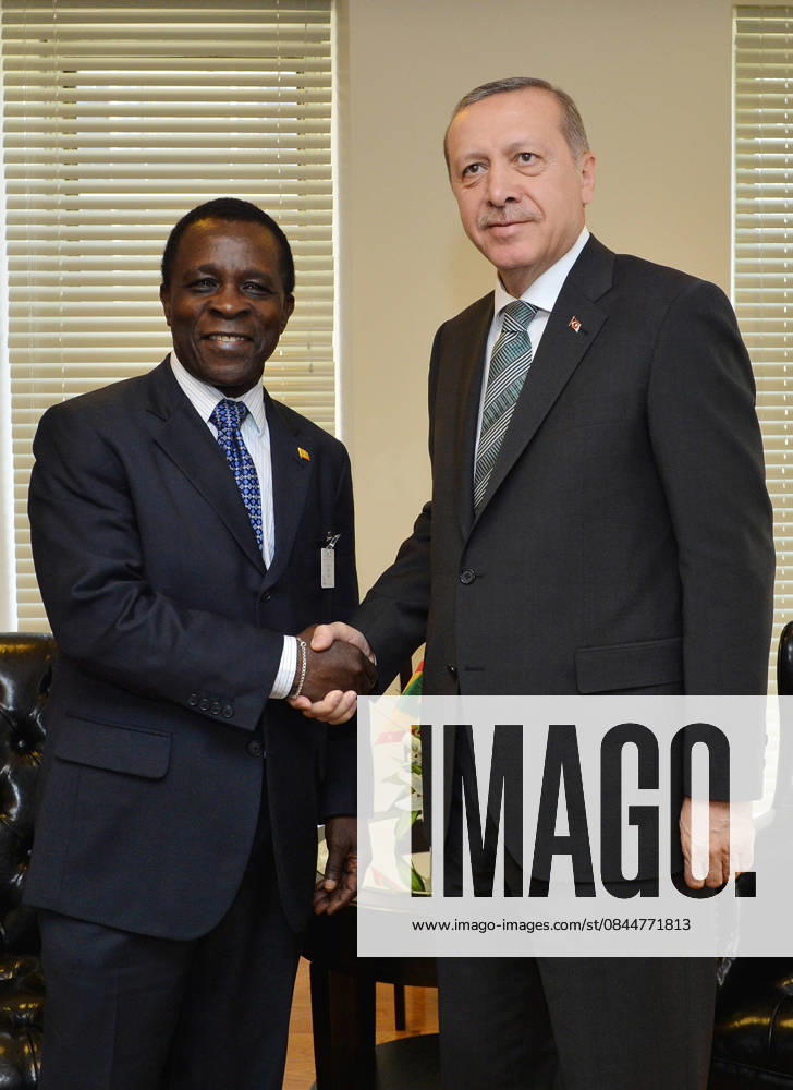 Recep Tayyip Erdogan - Keith Mitchell meeting in New York NEW YORK, UNITED STATES - SEPTEMBER 23: Turkish President Recep Tayyip Erdogan (R) shakes hands with Grenada s Prime Minister Keith Mitchell (L) ahead of a meeting in New York City, on September 23, 2014. Turkish President Erdogan in New York to address the UN General Assembly in New York on climate change. New York United States. Editorial use only. Please get in touch for any other usage.