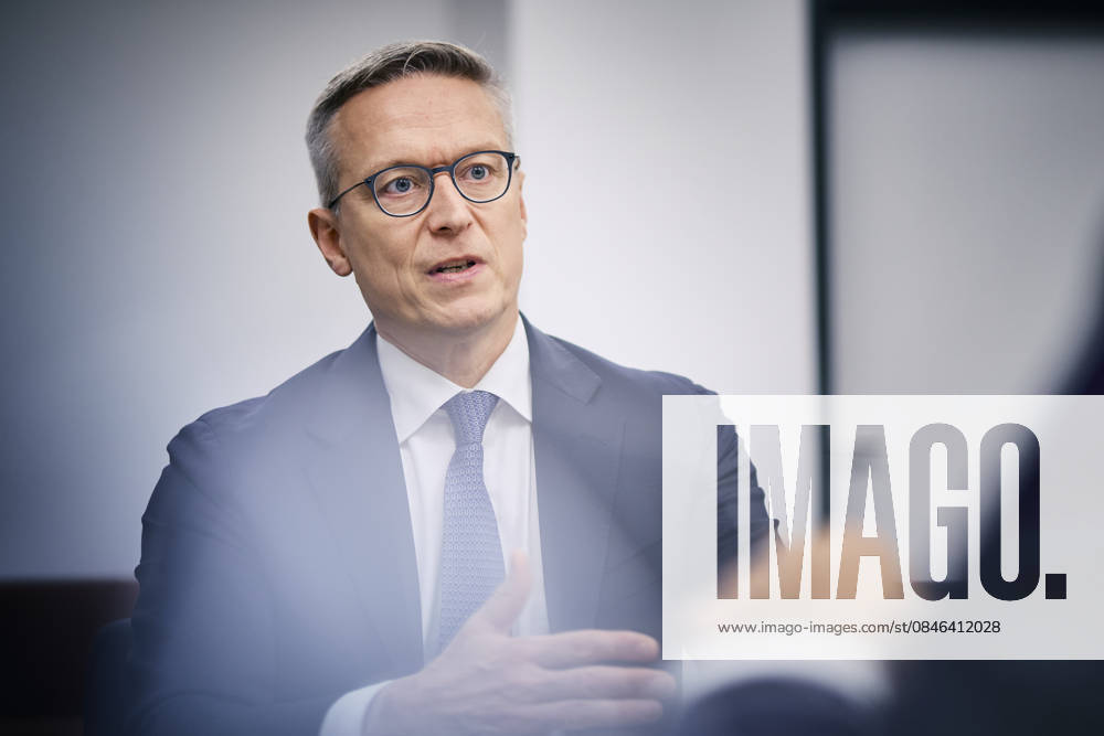 Dr. Karsten Wildberger, Bundesminister fuer Digitales und Staatsmodernisierung ,aufgenommen im Rahmen eines Interviews in Berlin, 03.11.2025. Berlin Deutschland