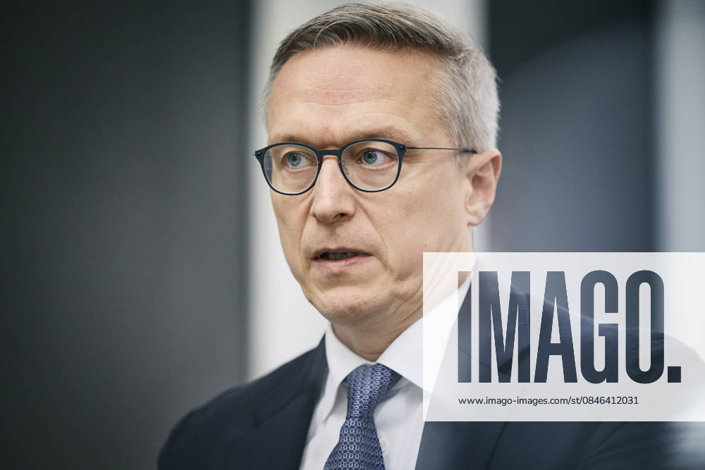 Dr. Karsten Wildberger, Bundesminister fuer Digitales und Staatsmodernisierung ,aufgenommen im Rahmen eines Interviews in Berlin, 03.11.2025. Berlin Deutschland
