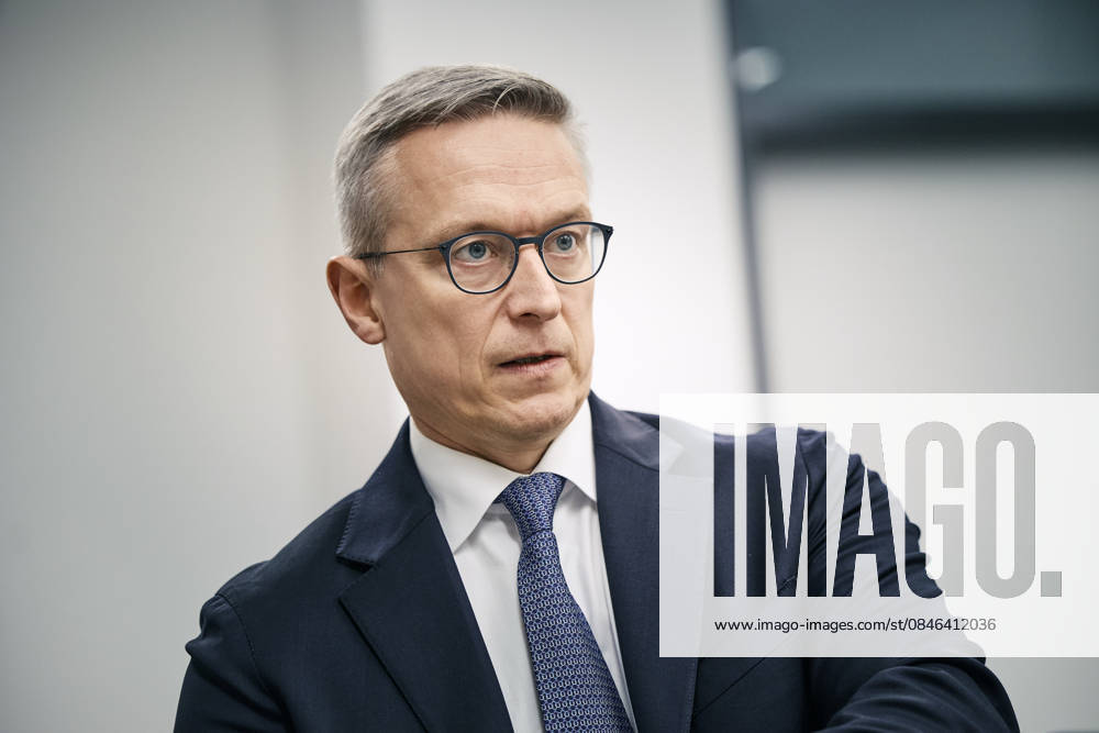 Dr. Karsten Wildberger, Bundesminister fuer Digitales und Staatsmodernisierung ,aufgenommen im Rahmen eines Interviews in Berlin, 03.11.2025. Berlin Deutschland