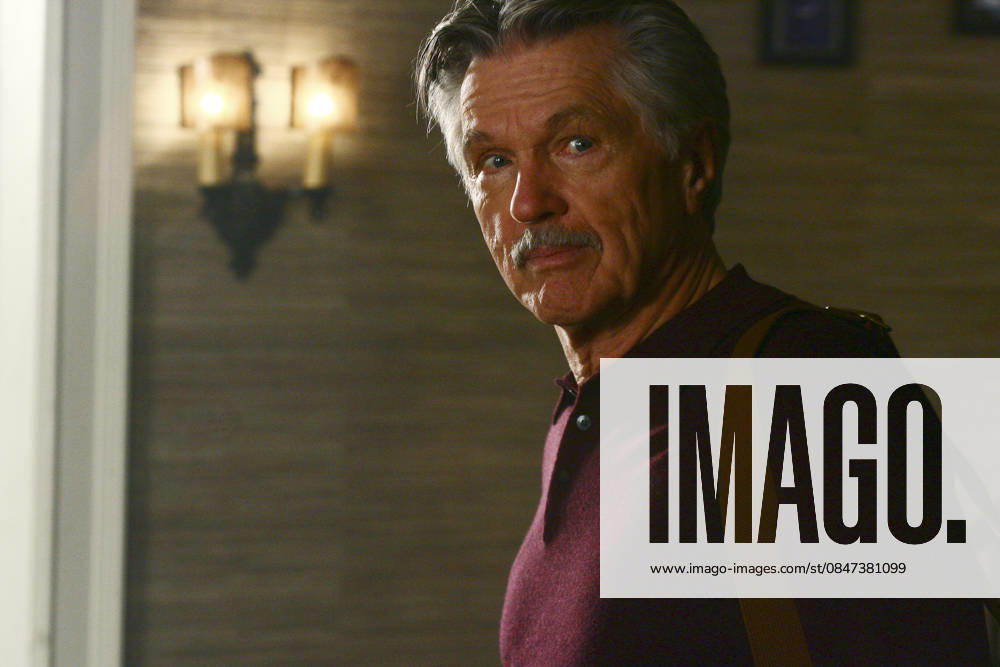 Brothers & Sisters Tom Skerritt 2006 Photo by Scott Garfield ** J.C.C.
