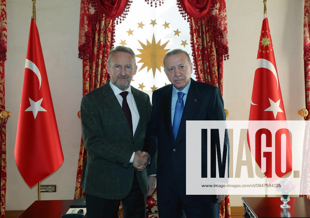 Recep Tayyip Erdogan - Bakir Izetbegovic meeting in Istanbul ISTANBUL, TURKIYE - FEBRUARY 14: (---- - MANDATORY CREDIT - TURKISH PRESIDENCY MURAT CETINMUHURDAR HANDOUT - NO MARKETING NO ADVERTISING CAMPAIGNS - DISTRIBUTED AS A SERVICE TO CLIENTS----) Turkish President Recep Tayyip Erdogan (R) meets with Bakir Izetbegovic (L), the leader of the main Bosnian political party, the Party of Democratic Action in Istanbul, Turkiye on February 14, 2026. Tur Presidency Murat Cetinmuhurdar Anadolu Istanbul Turkey. Editorial use only. Please get in touch for any other usage.
