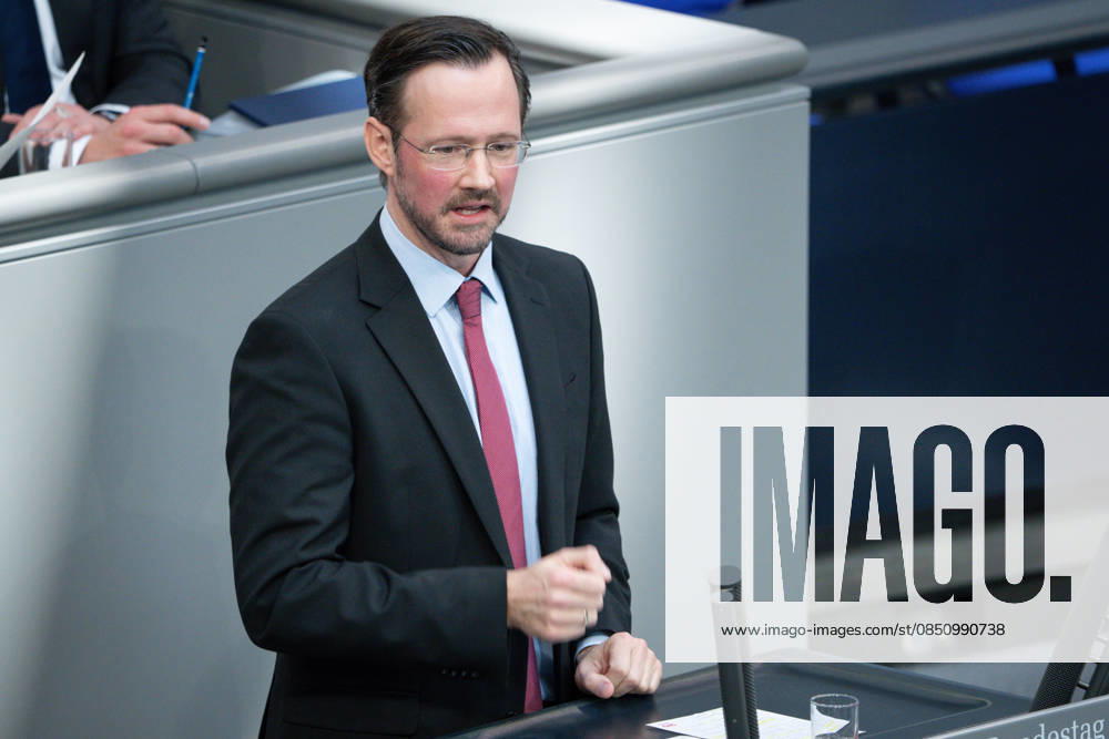 Deutscher Bundestag, 64. Plenarsitzung Dirk Wiese (SPD) im Portrait bei seiner Rede zum Tagesordnungspunkt Regierungserklaerung zum Europaeischen Rat bei der 64. Sitzung des Deutschen Bundestag in Berlin, 18.03.2026 Berlin Berlin Deutschland