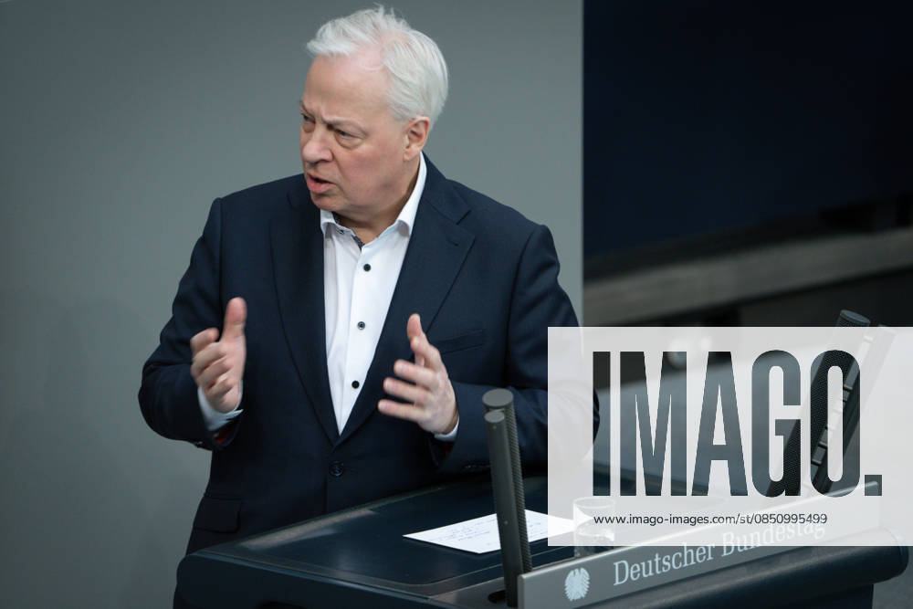 Deutscher Bundestag, 64. Plenarsitzung Markus Toens (SPD) im Portrait bei seiner Rede zum Tagesordnungspunkt Regierungserklaerung zum Europaeischen Rat bei der 64. Sitzung des Deutschen Bundestag in Berlin, 18.03.2026 Berlin Berlin Deutschland