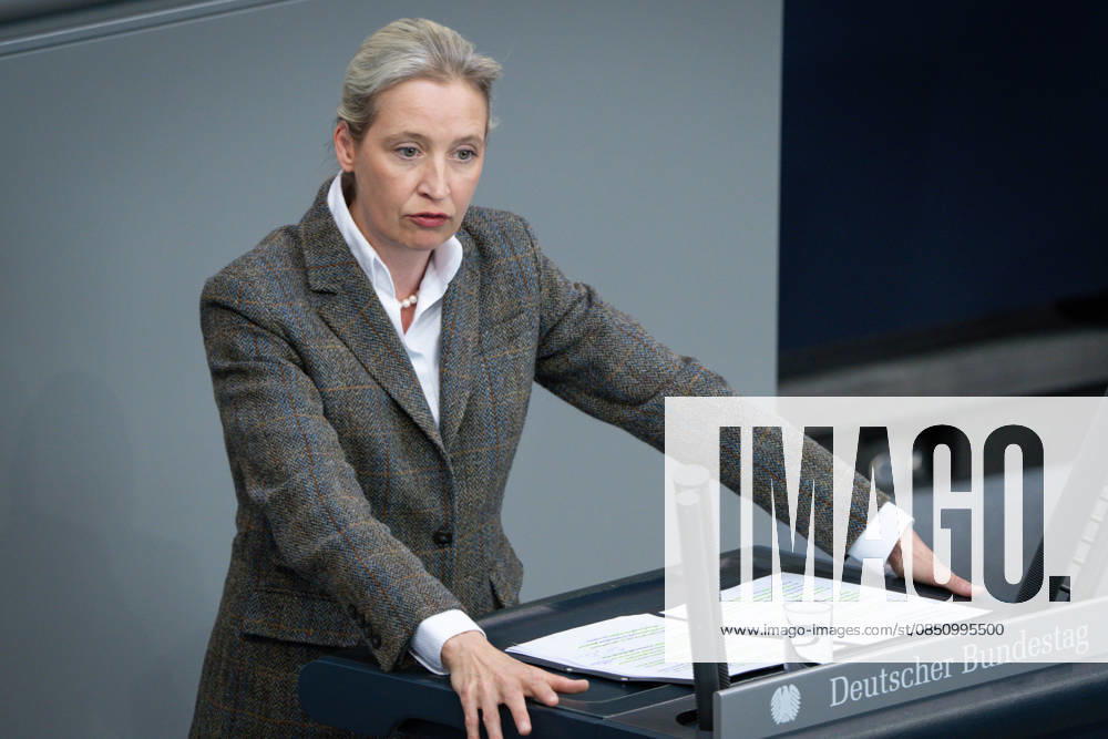 Deutscher Bundestag, 64. Plenarsitzung Alice Weidel (AfD) im Portrait bei ihrer Rede zum Tagesordnungspunkt Regierungserklaerung zum Europaeischen Rat bei der 64. Sitzung des Deutschen Bundestag in Berlin, 18.03.2026 Berlin Berlin Deutschland