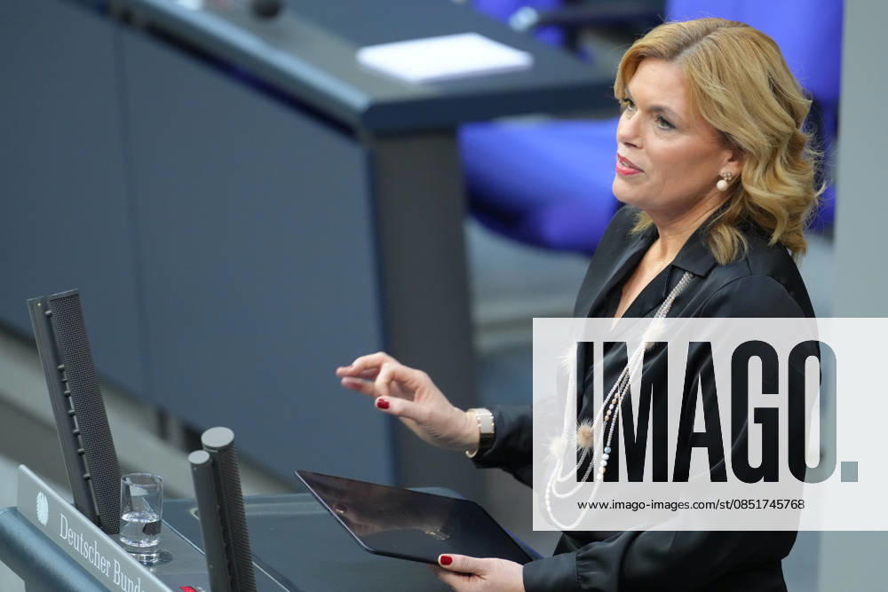 Deutscher Bundestag, 67. Plenarsitzung Julia Kloeckner (CDU) die Bundestagspraesidentin spricht als Agbeordnete in der aktuellen Stunde zur GEwalt gegen Frauen und Maedchen bei der 67. Sitzung des Deutschen Bundestag in Berlin, 25.03.2026 Berlin Berlin Deutschland