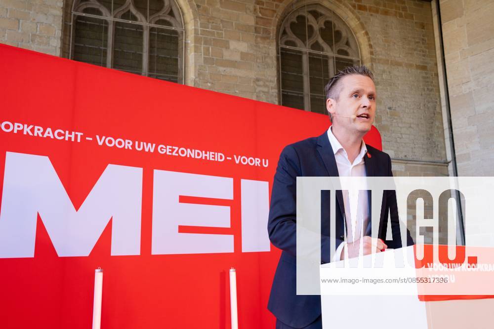FGTB-ABVV chairman Bert Engelaar pictured at a meeting of Flemish socialist party Vooruit, socialist social insurance company Solidaris and socialist trade union ABVV, on Thursday 30 April 2026 in Brussels, the eve of Labour Day on May 1st, the International Workers Day. MARIUS BURGELMAN MariusxBurgelman 172490848