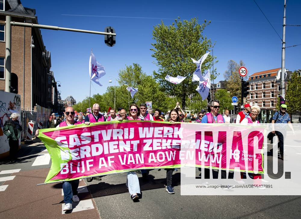 AMSTERDAM - Demonstrators during an FNV march against the coalition agreement on Labour Day. The union believes that Europe is scaling back legislation and regulations that protect workers too much. SEM VAN DER WAL ANP netherlands out - belgium out