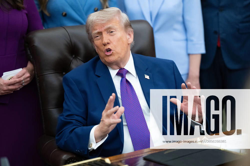President Donald Trump gives remarks during an event promoting maternal healthcare in the Oval Office of the White House in Washington, DC on Monday, May 11, 2026. President Trump is meeting with healthcare workers as his administration launches Moms.gov to highlight resources for unexpected pregnancies. WAX20260511206 AaronxSchwartz