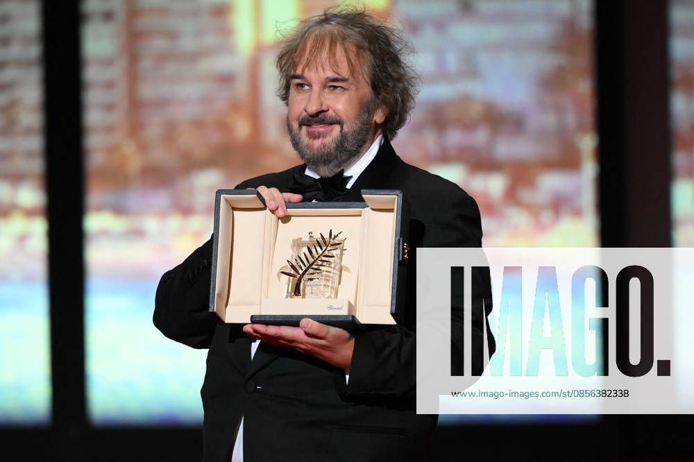 Cannes - Opening Ceremony Peter Jackson receives the Honorary Palme d Or during the Opening Ceremony as part of the 79th Cannes Film Festival in Cannes, France on May 12, 2026. Photo by Eliot Blondet ABACAPRESS.COM Cannes France