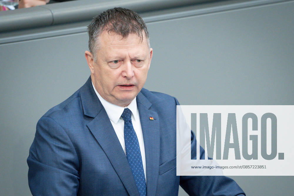 Deutscher Bundestag, 80. Plenarsitzung Dieter Stier (CDU) im Portrait bei seiner Rede zum Tagesordnungspunkt Zusammenhalt durch Engagement - Ehrenamt bei der 80. Sitzung des Deutschen Bundestag in Berlin, 21.05.2026 Berlin Berlin Deutschland