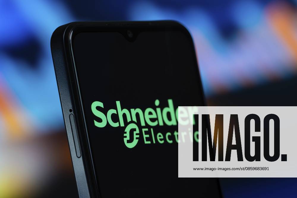 Dhaka, Bangladesch — 10. Juni 2026: Das Schneider Electric Logo ist auf einem Smartphone zu sehen Dhaka, Bangladesh- 10 June 2026: Schneider Electric logo is seen on a smartphone